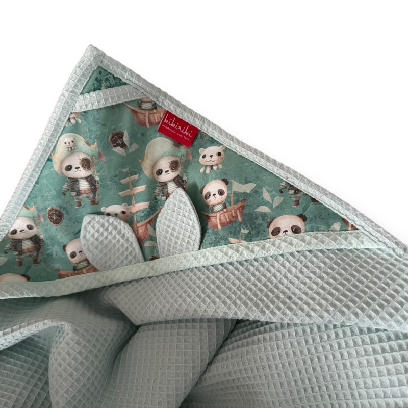 Ręcznik bawełniany z kapturkiem bawełna wafelek 100x100 - mięta + panda pirat